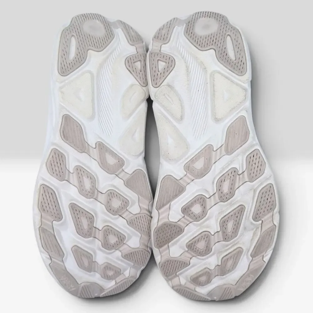 Hoka One One hoka one
